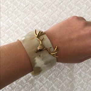 Beautiful bracelet in ivory with gold